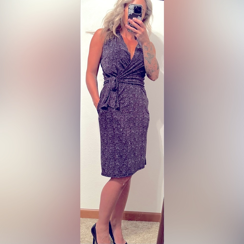 MICHAEL KORS Faux Wrap, Patterned Dress with POCKETS Size P- XS